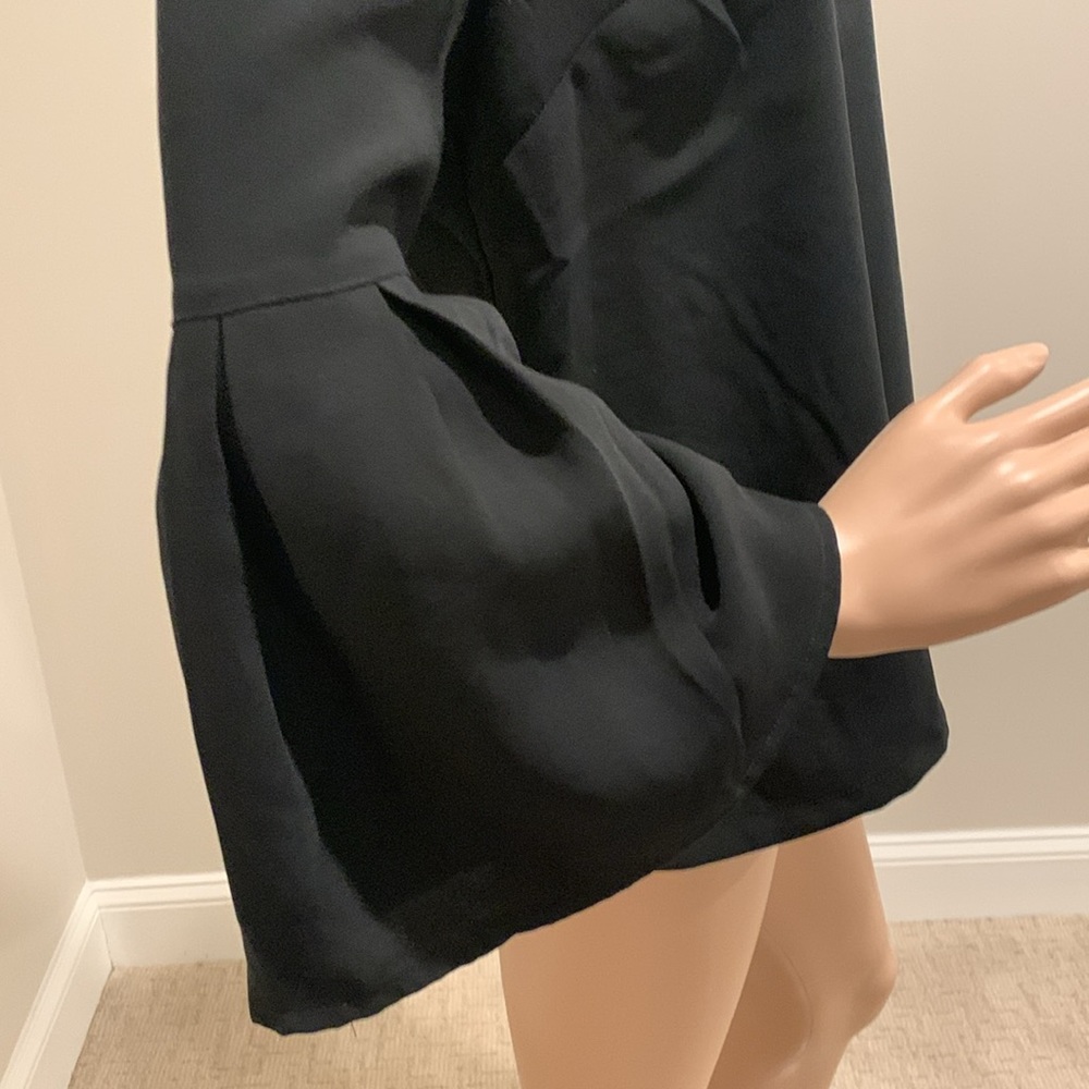 Classic black v neck blouse for day and casual wear that can also be dressed up - Picture 3 of 4